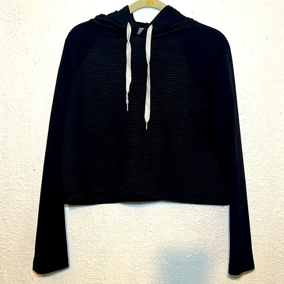 Daisy Fuentes fit like ribbed, hooded sweater size large - Picture 1 of 8